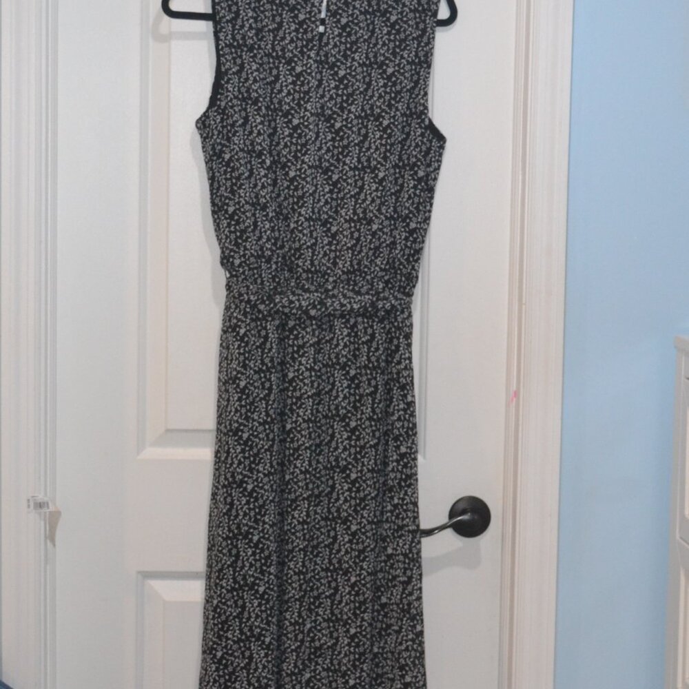 Pre-owned MSK black and white floral print dress size 14.